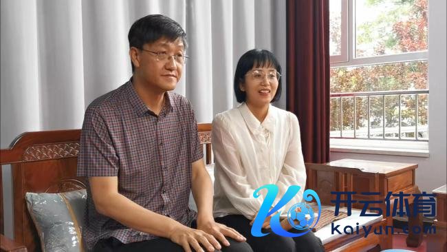 女子被送养36年找到亲生父母 当事东谈主:念念过个真确的诞辰